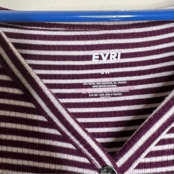 Evri Maroon/Purple White Striped V-Neck Button Up Blouse Womens Plus Size 0X - Picture 3 of 8